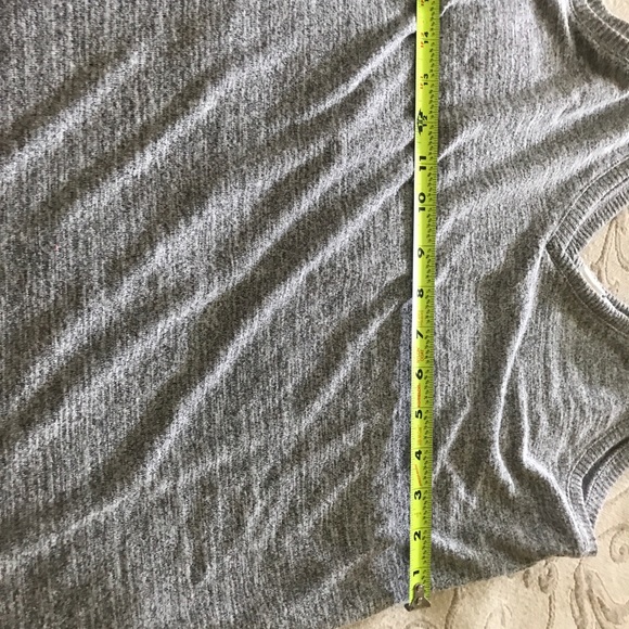 Gap Coverup gray heathered V neck sz M soft - Picture 8 of 9